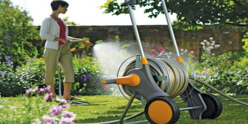 Buying Guide for a Garden Hose Reel